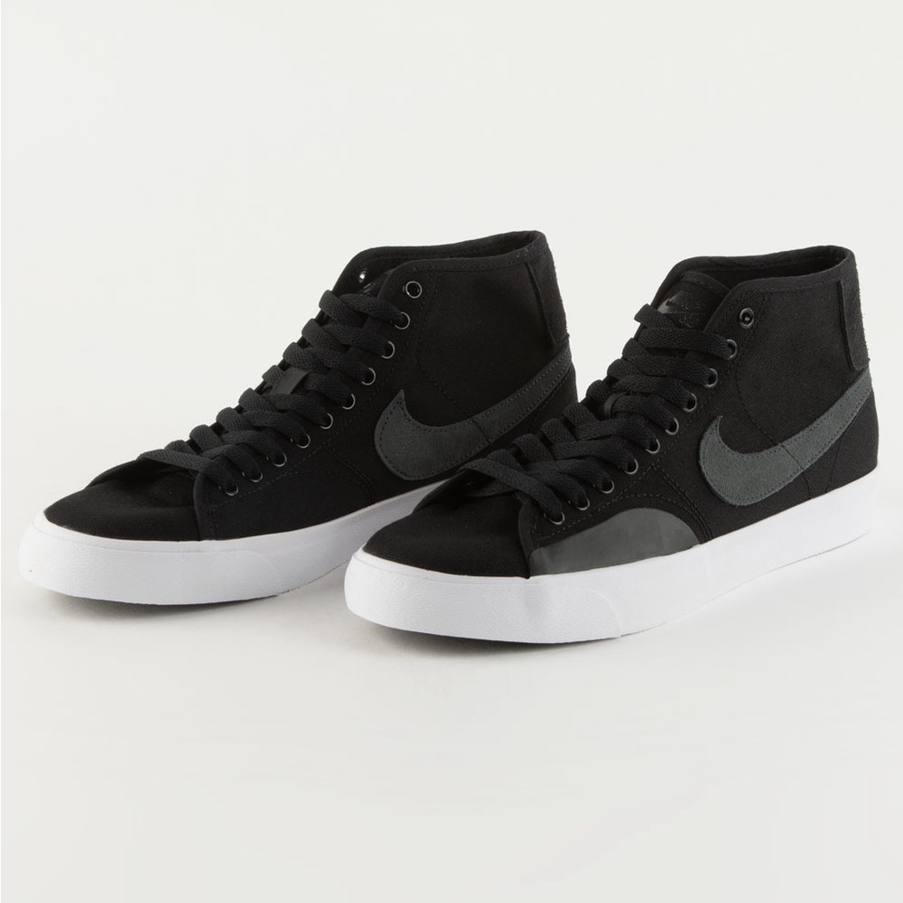 NIKE SB BLZR Court Mid Premium Shoes men’s size 11 NEW IN BOX